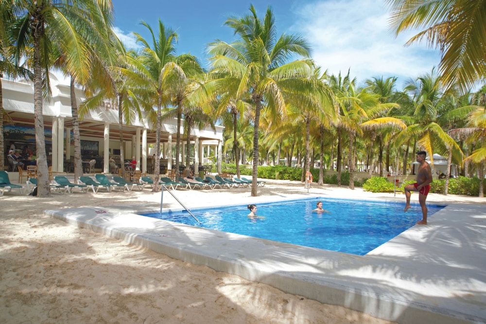 Riu Lupita All Inclusive 62/68