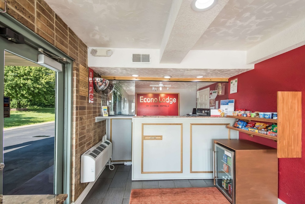 Econo Lodge Kearney - Liberty 6/31