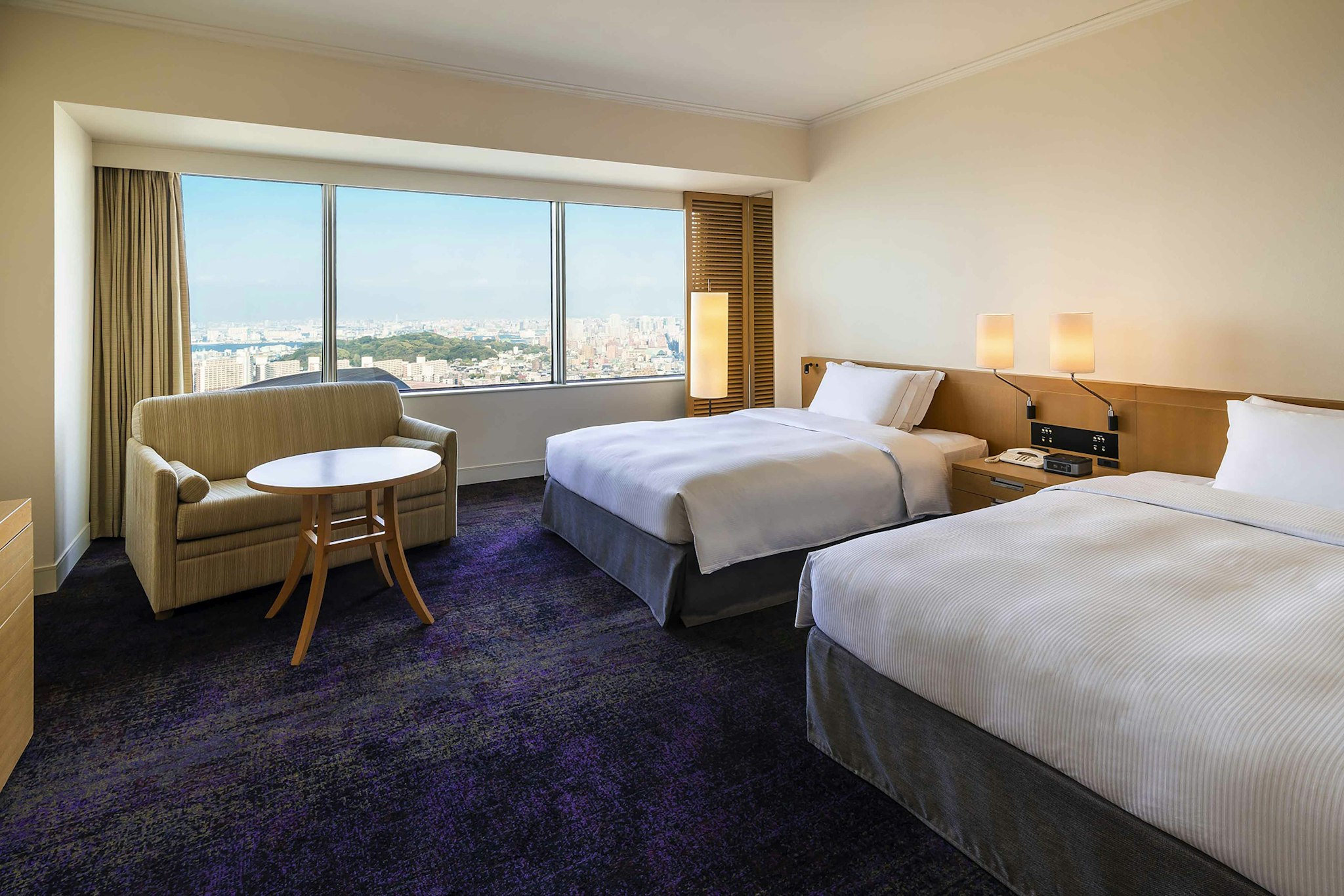 DELUXE, EXECUTIVE, TWIN BEDS