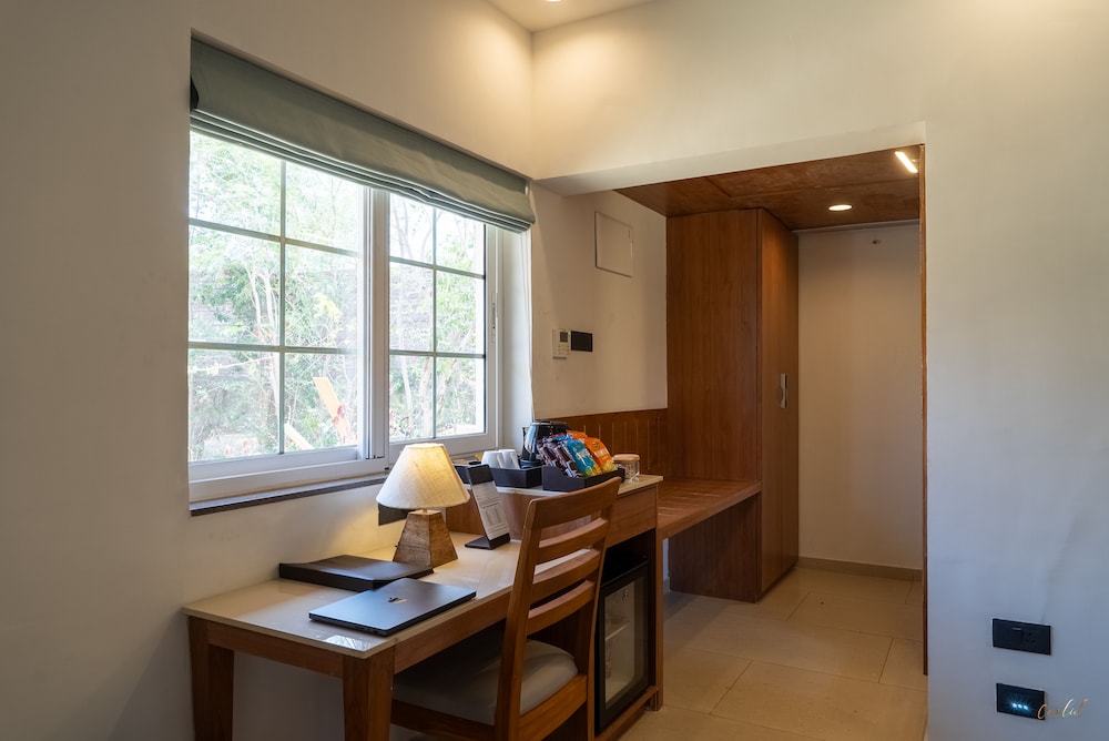 The Fern Wisteria Resort Dhari 39/53