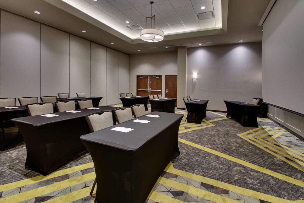 Drury Plaza Hotel Cape Girardeau Conference Center 37/50