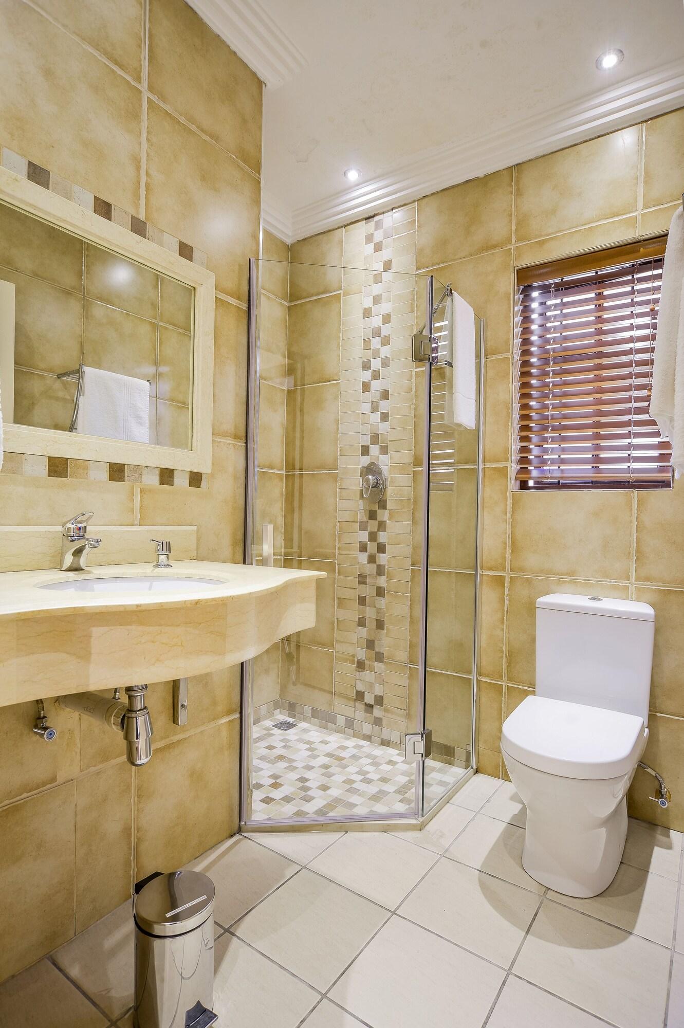 The Cycad Lodge & Chalets 46/50