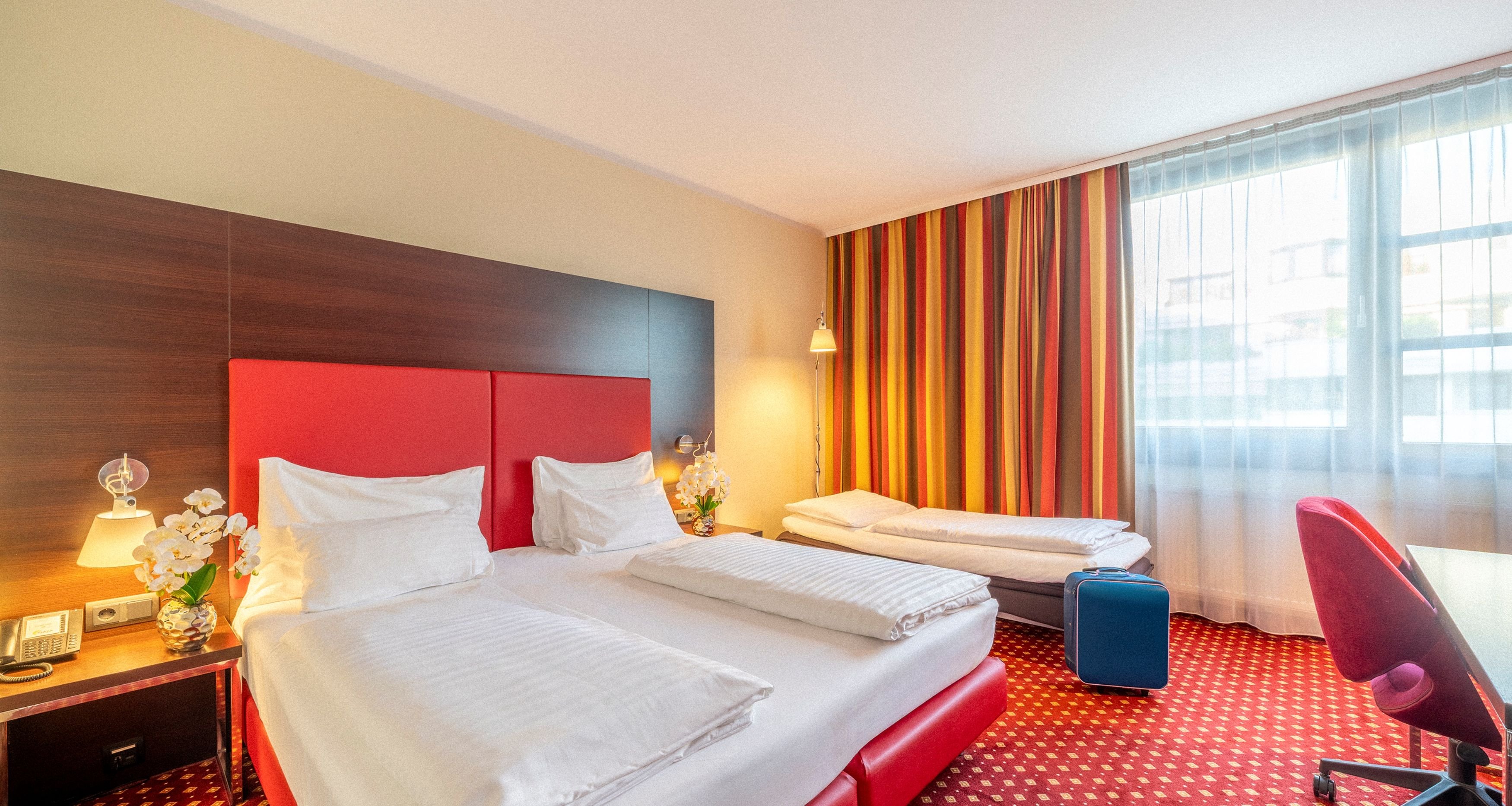 PLAZA INN Wels 4/14