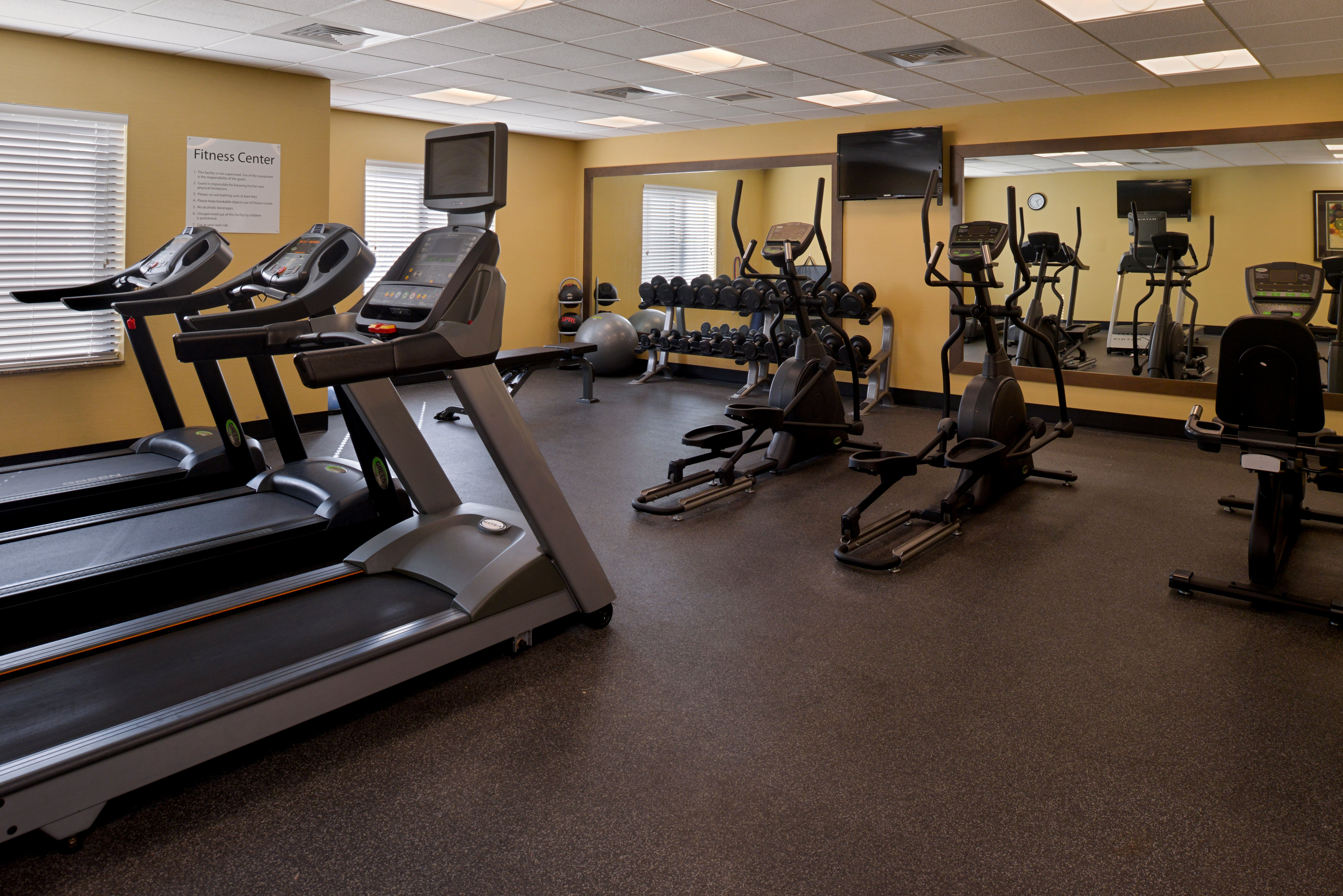 Holiday Inn Express Suites Pocatello 56/97