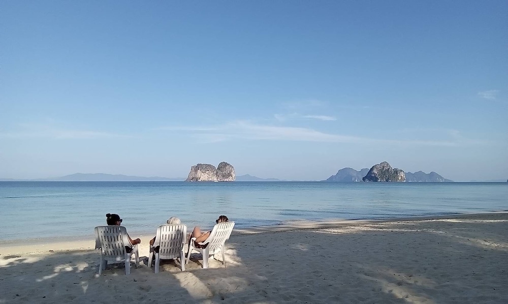 Mayalay Beach Resort 22/50