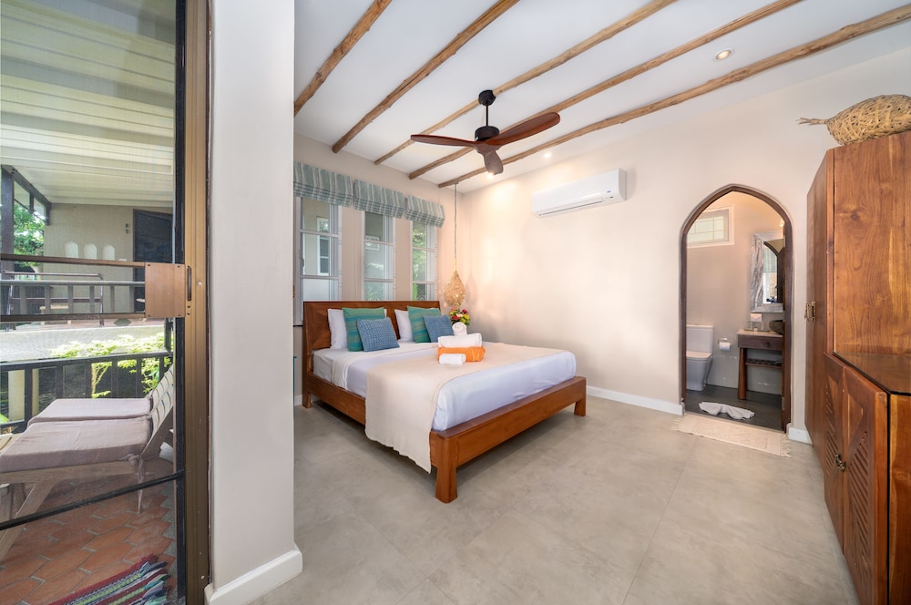 SAMED VILLA RESORT 24/74