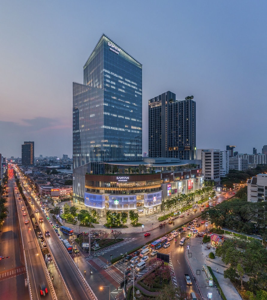 Triple Y Hotel 1/50