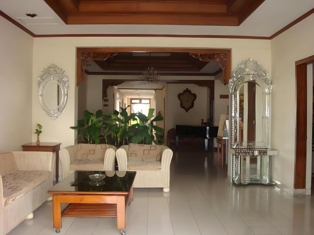 Griyadi Kusuma Sahid Hotel 14/20