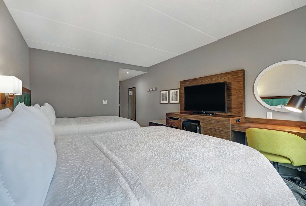 Hampton Inn Peterborough 15/40