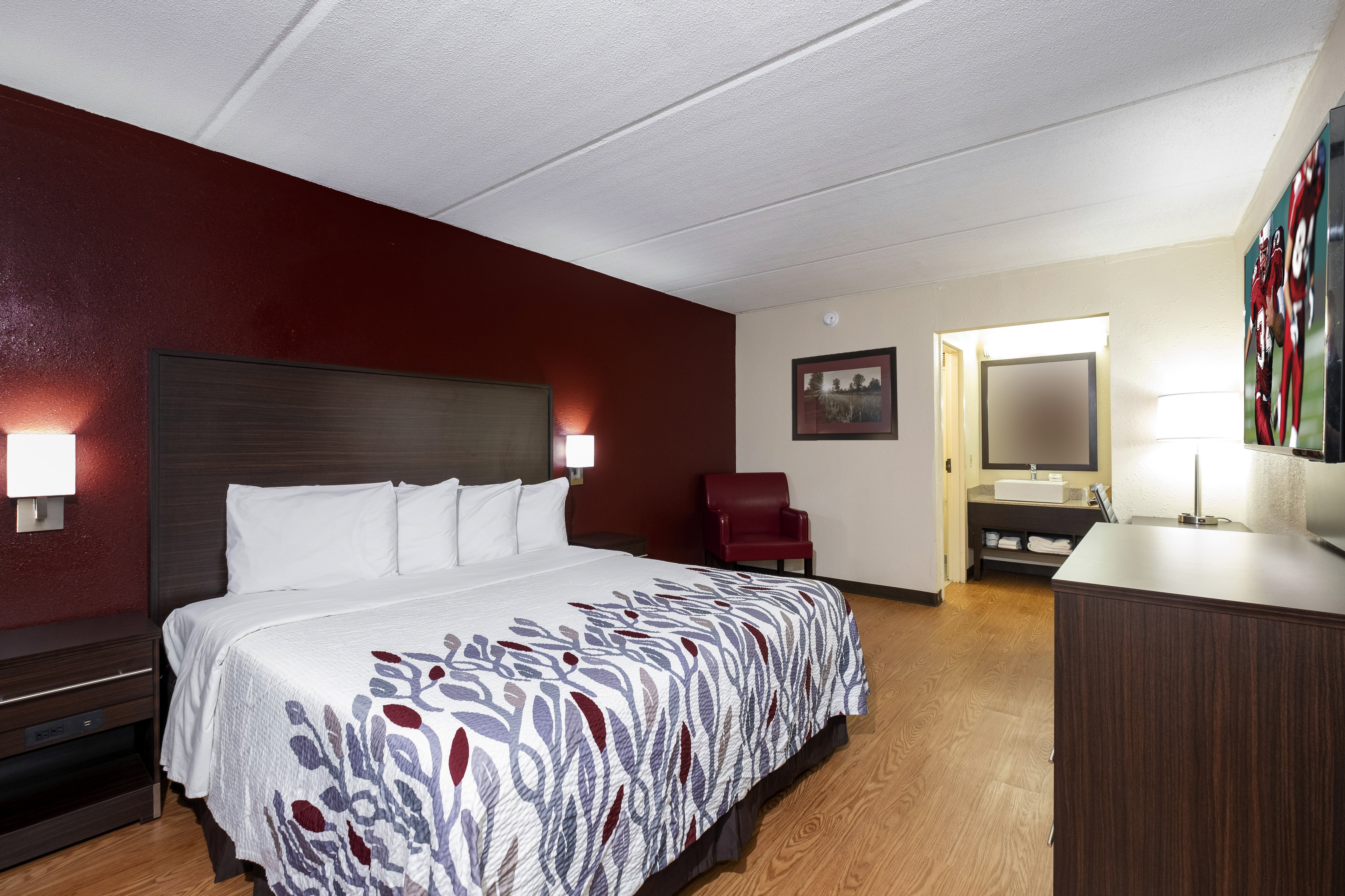 Deluxe, King Bed