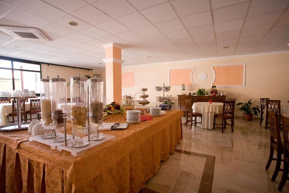 Hotel Villa delle Rose 30/39