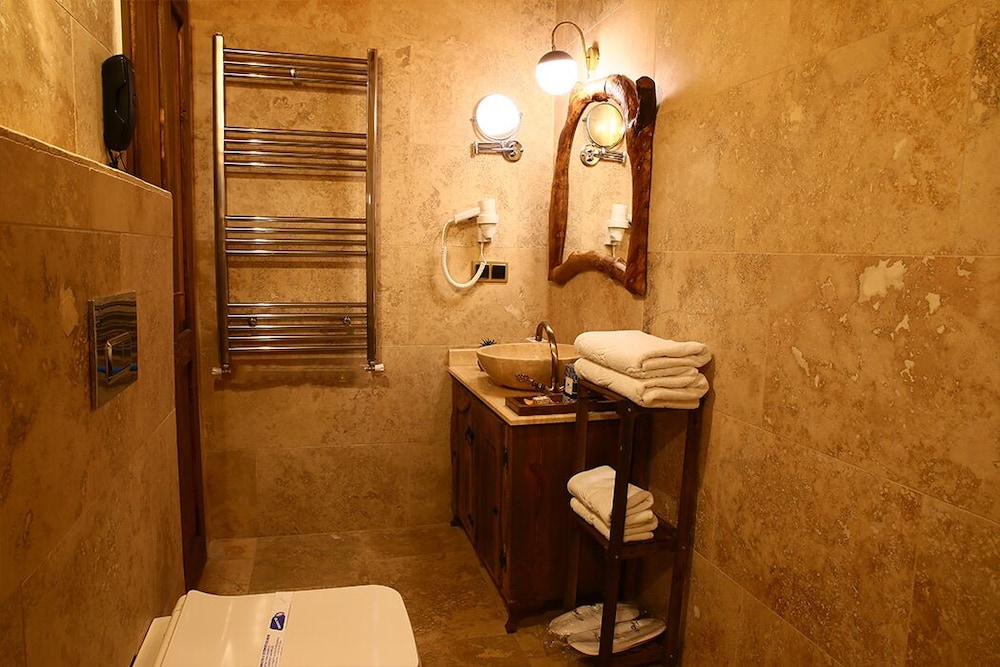 Pegas Cave Suites 28/48