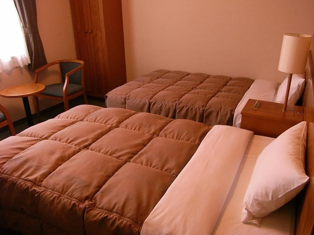 Hotel Route-Inn Aso Kumamoto Airport Ekimae 19/29