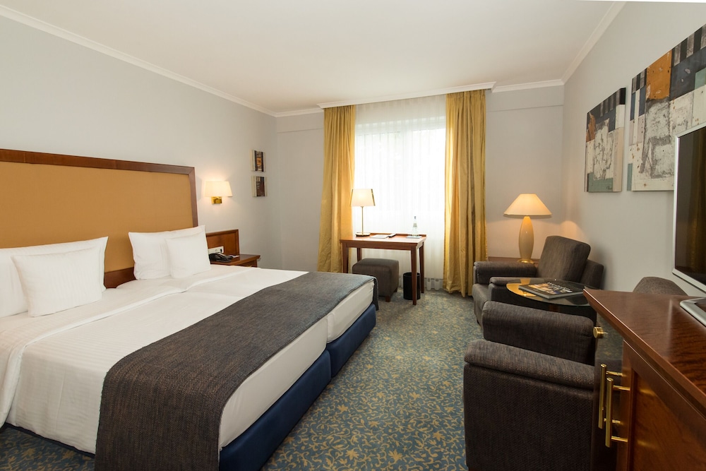 Hotel Oranien Wiesbaden 8/66