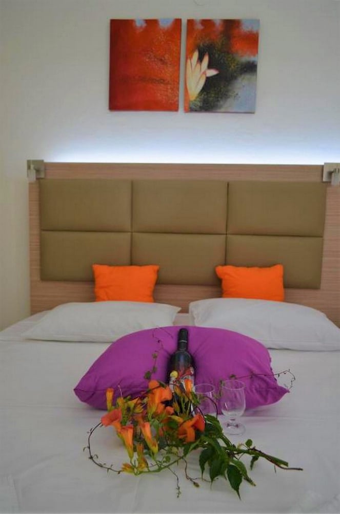 Sun Boutique Hotel - Adults Only 38/42