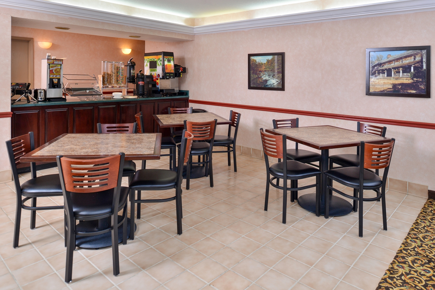Country Hearth Inn & Suites Toccoa 19/23