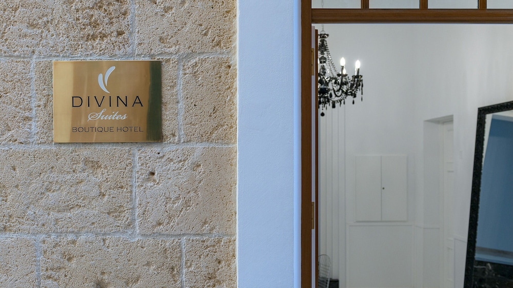 Divina Suites Boutique Hotel - Adults Only 20/50