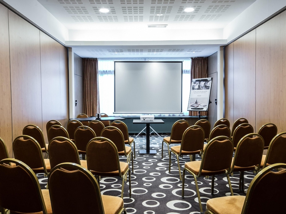 Mercure Dinan Port Le Jerzual 57/70