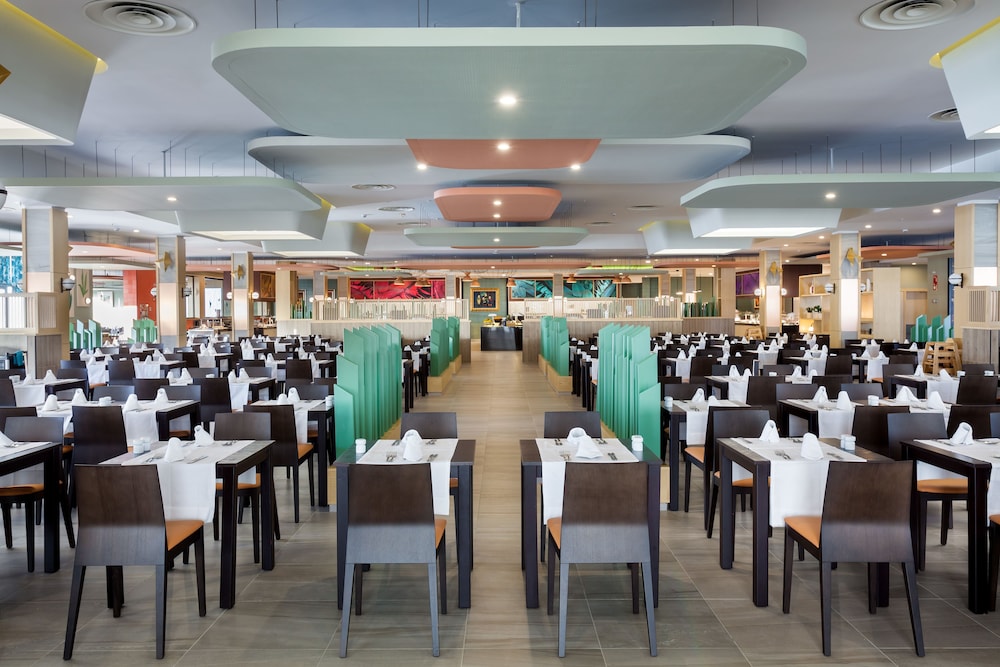 Riu Chiclana 22/50