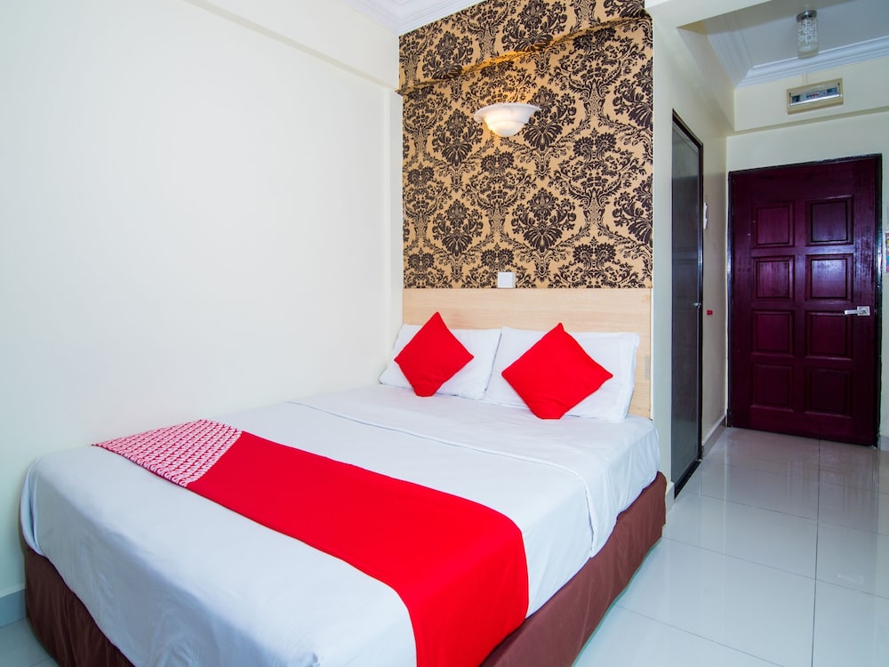 OYO 528 Andaman Sea Hotel 13/41
