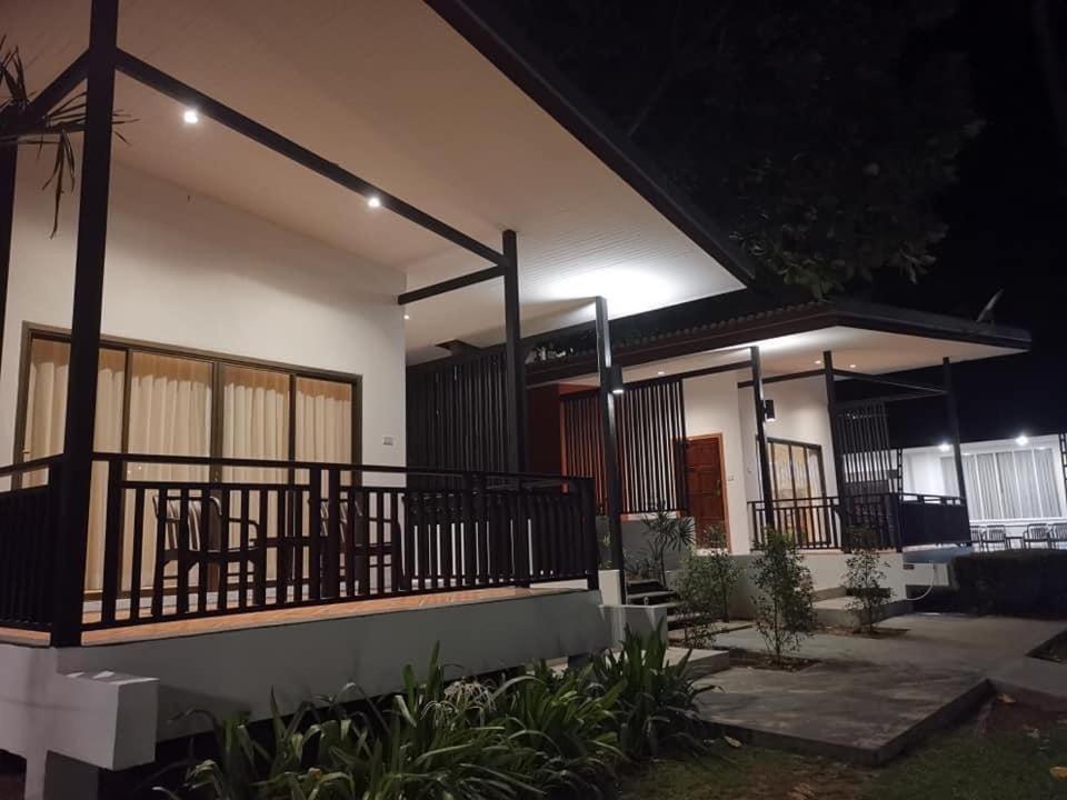 Prasarnsook Villa Beach Resort 9/50