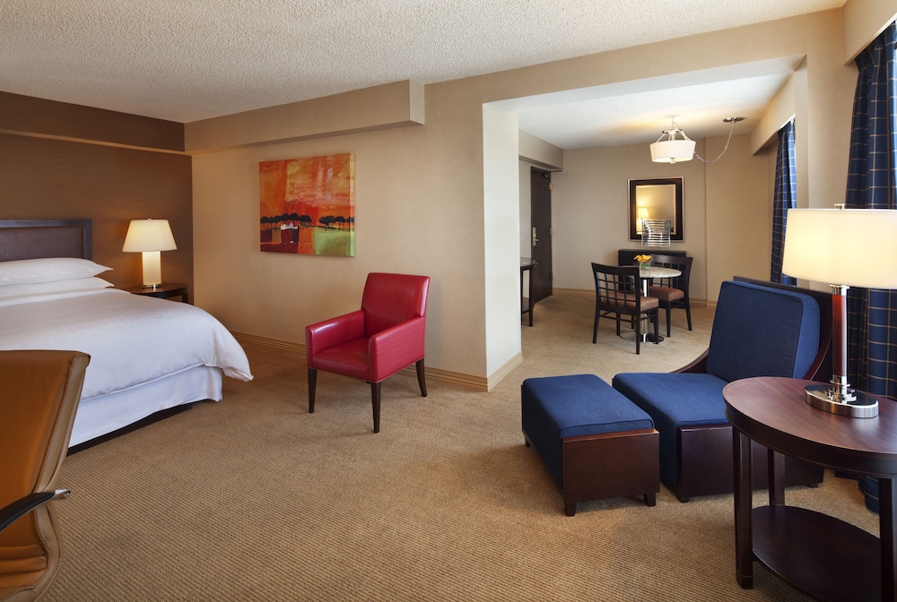 Sheraton Uptown Albuquerque 7/44