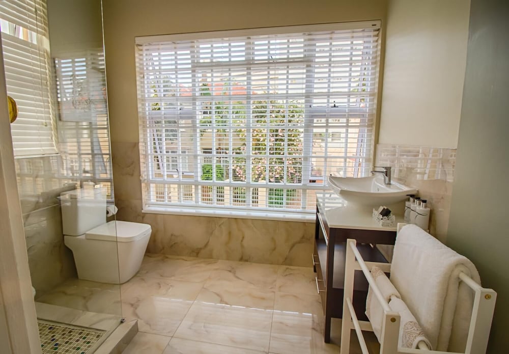 Musgrave Avenue Guest Lodge 41/46