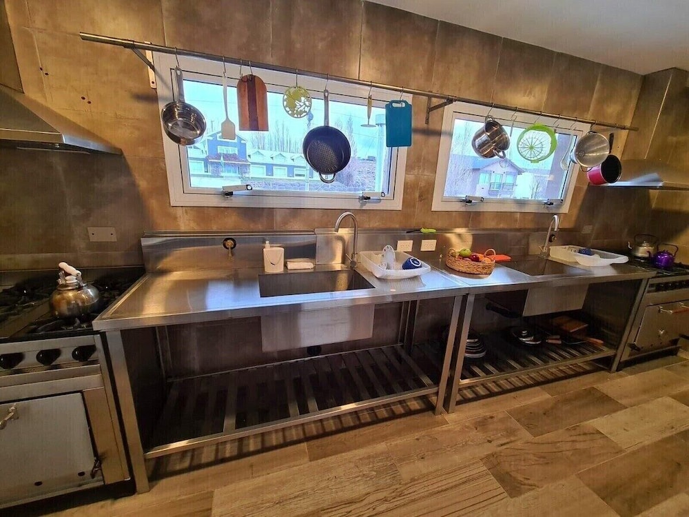 Viajero Calafate Hostel 12/50