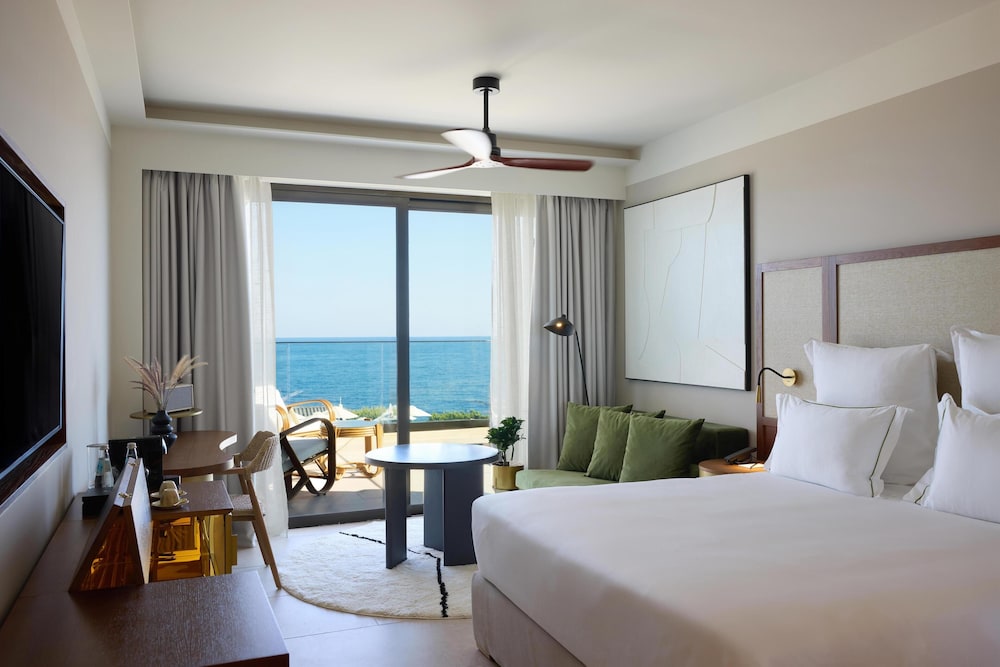 Escape, Infinite, Sea View