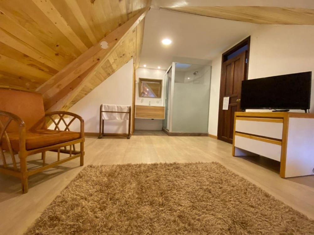 La Casa Del Arupo 40/66