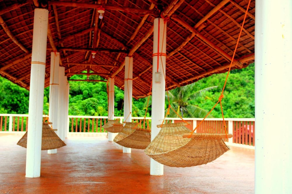 Oasis Resort And Spas 25/27