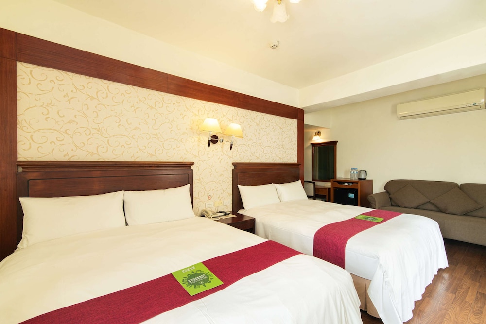 Liga Hotel 35/61