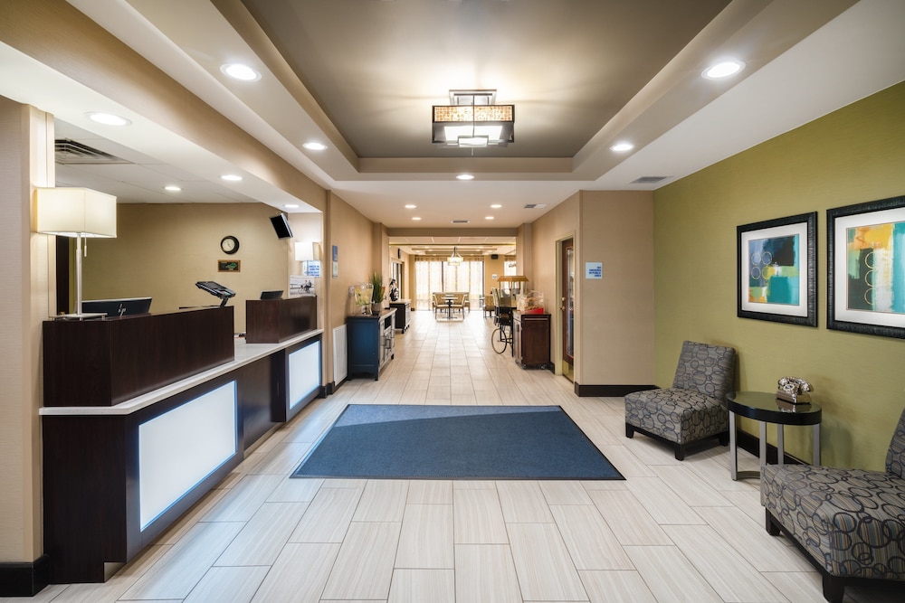 Holiday Inn Express Hotel Suites Ashland 18/56