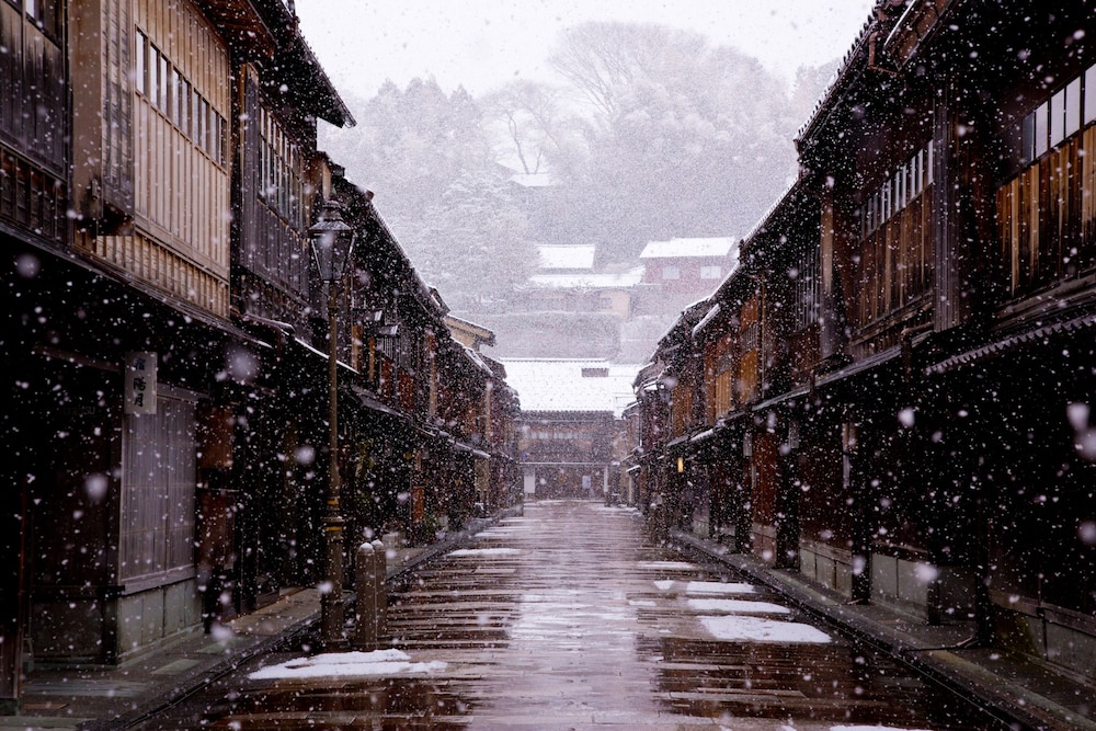 Kumu Kanazawa By the Share Hotels 66/70