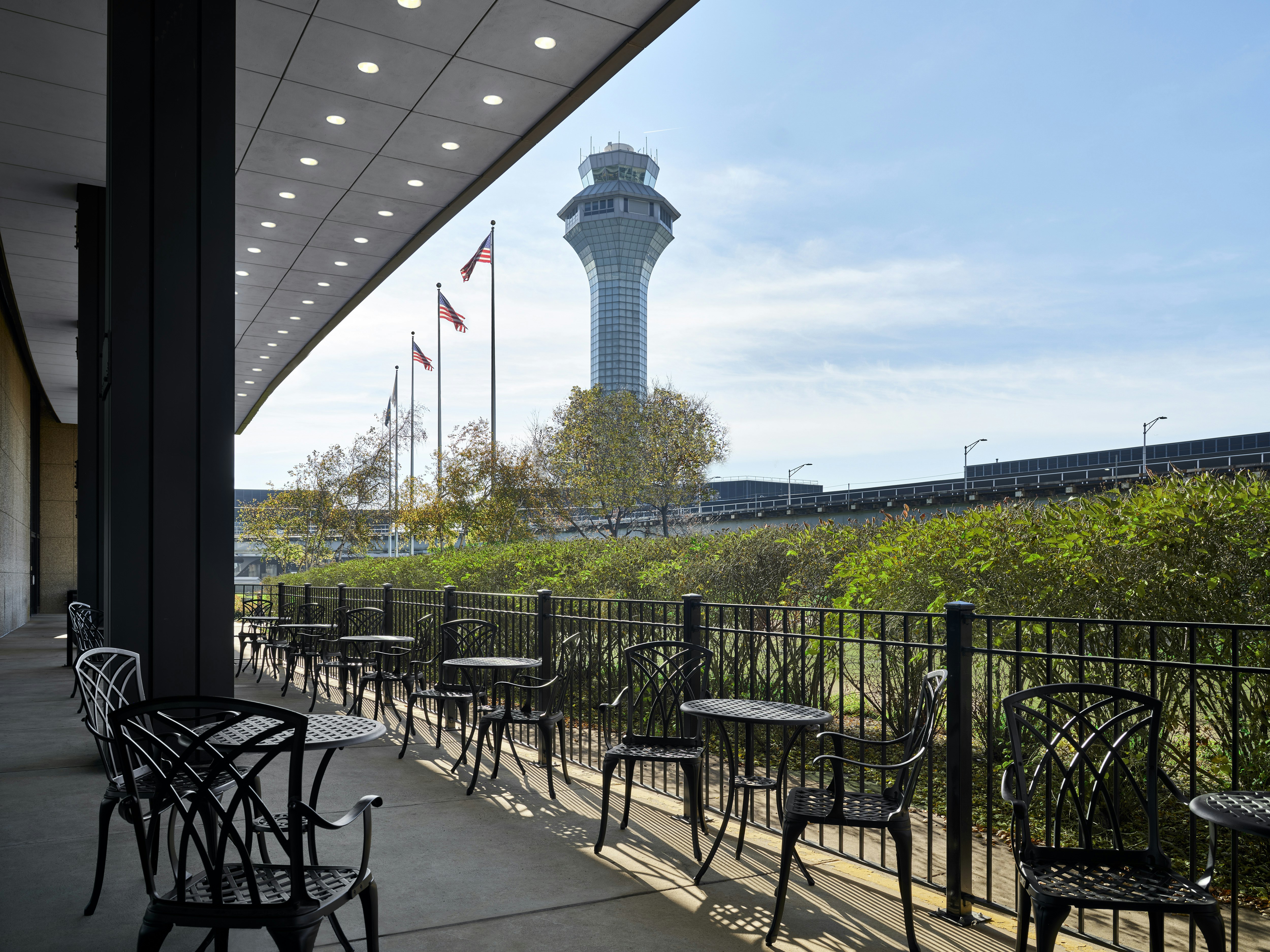Hilton Chicago OHare Airport 64/82