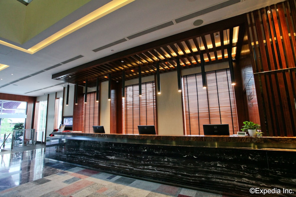 Aqueen Hotel Paya Lebar 6/32