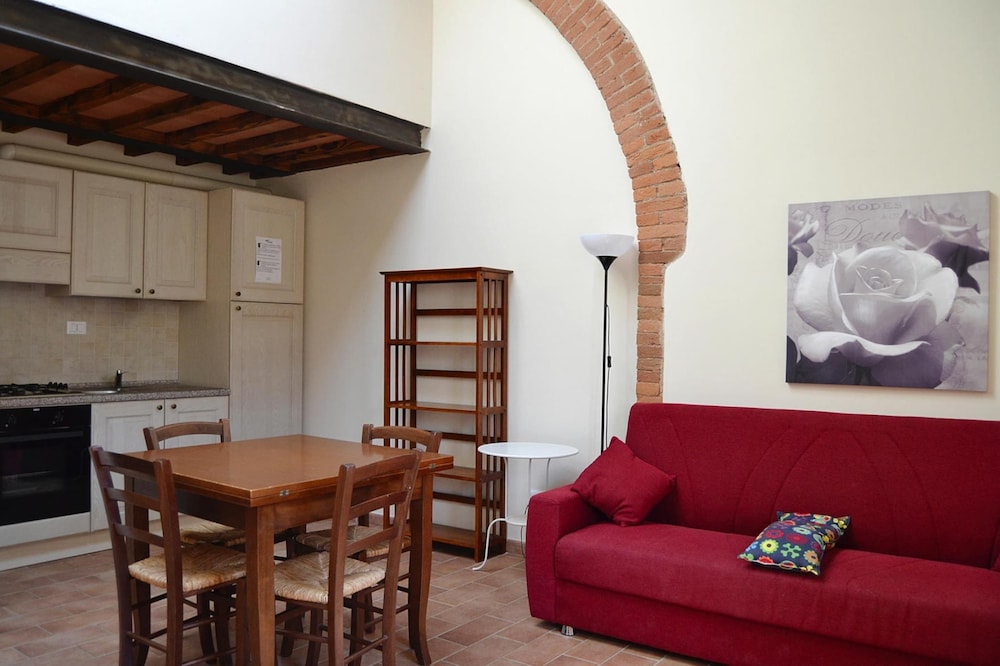 Antico Borgo Casalappi 50/73