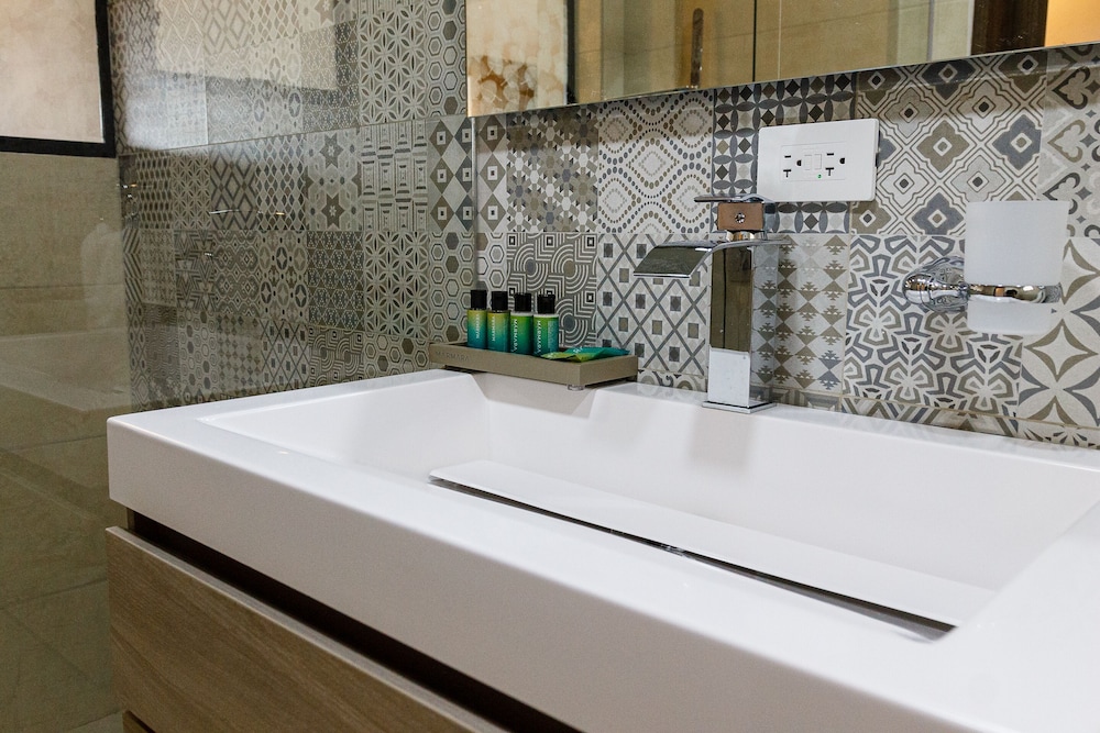 Jordan Hotel Boutique 48/50
