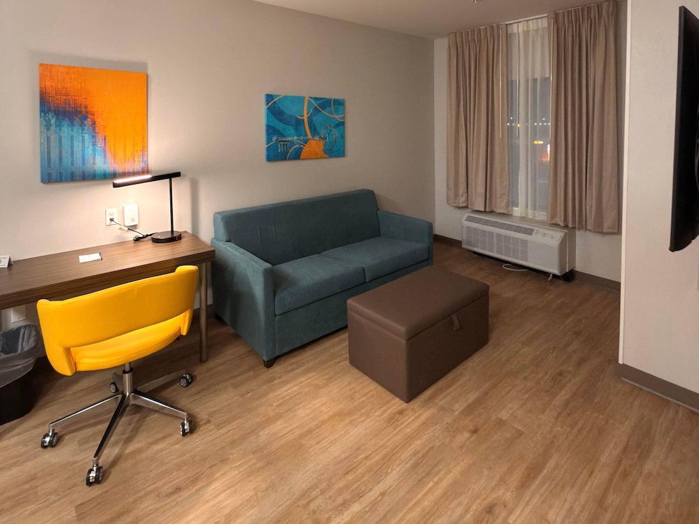 Mainstay Suites - Oklahoma City Airport 49/56