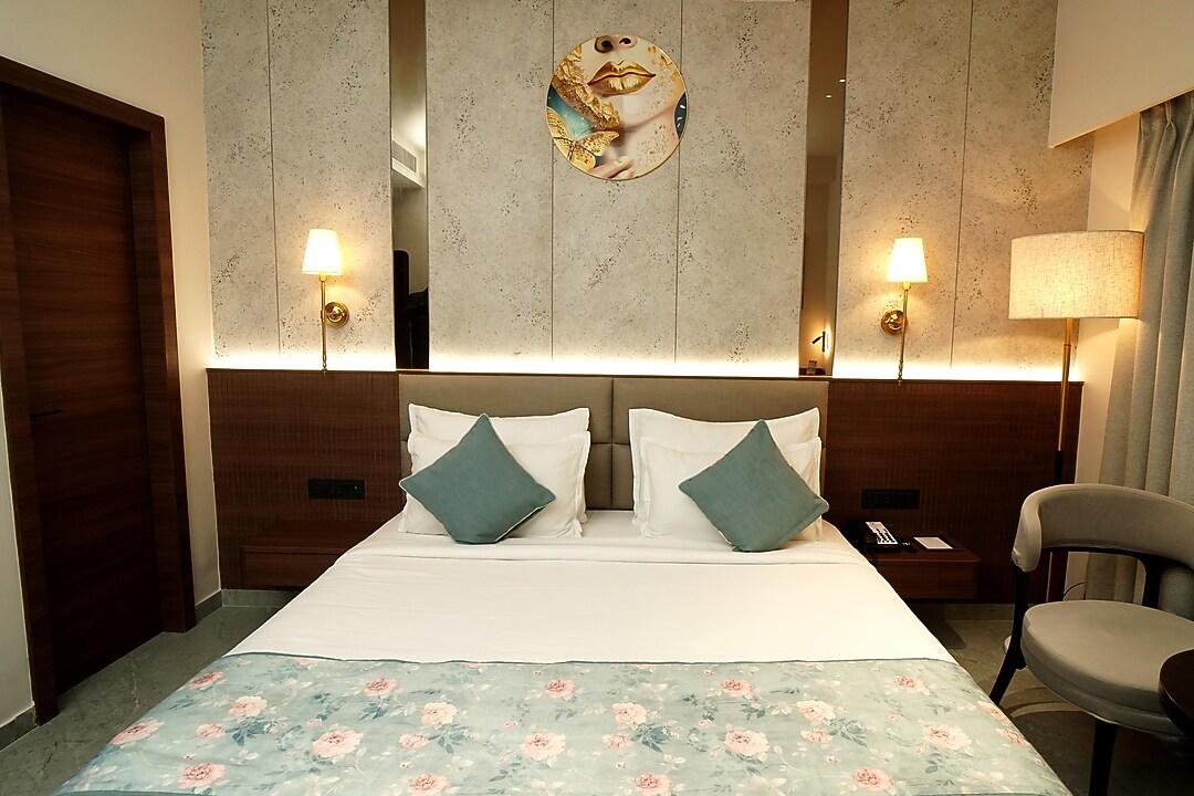 Hotel Ganga Regency 10/34