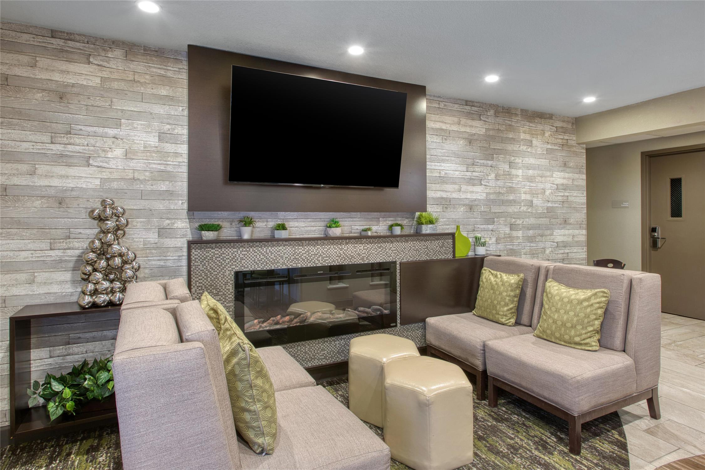Best Western North Phoenix Hotel 46/76