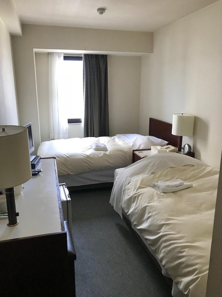 Hotel Crown Hills Nakamura 18/68