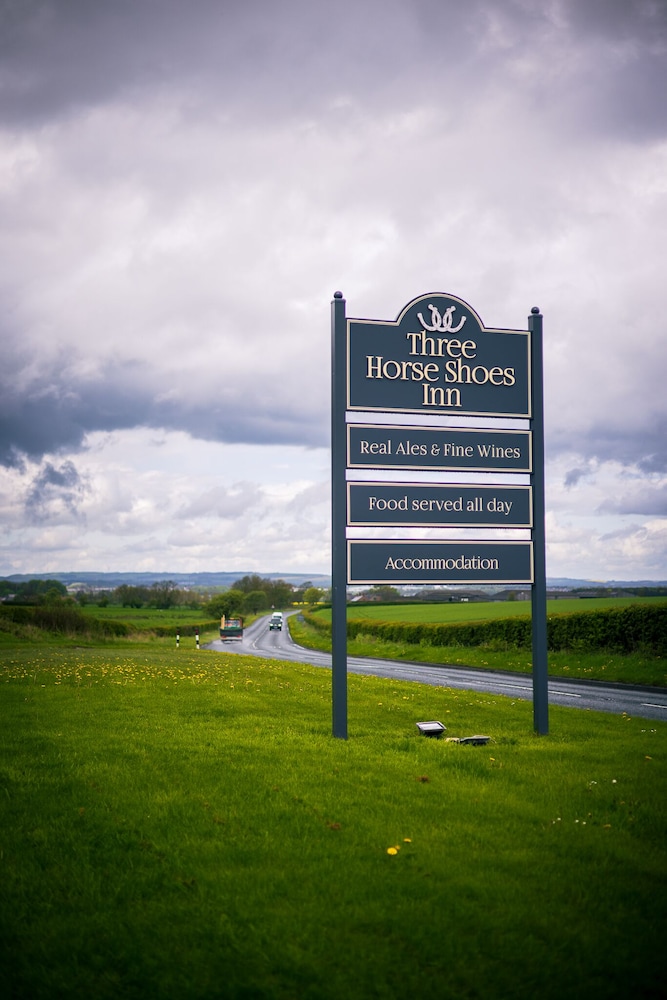 The Three Horseshoes 13/15