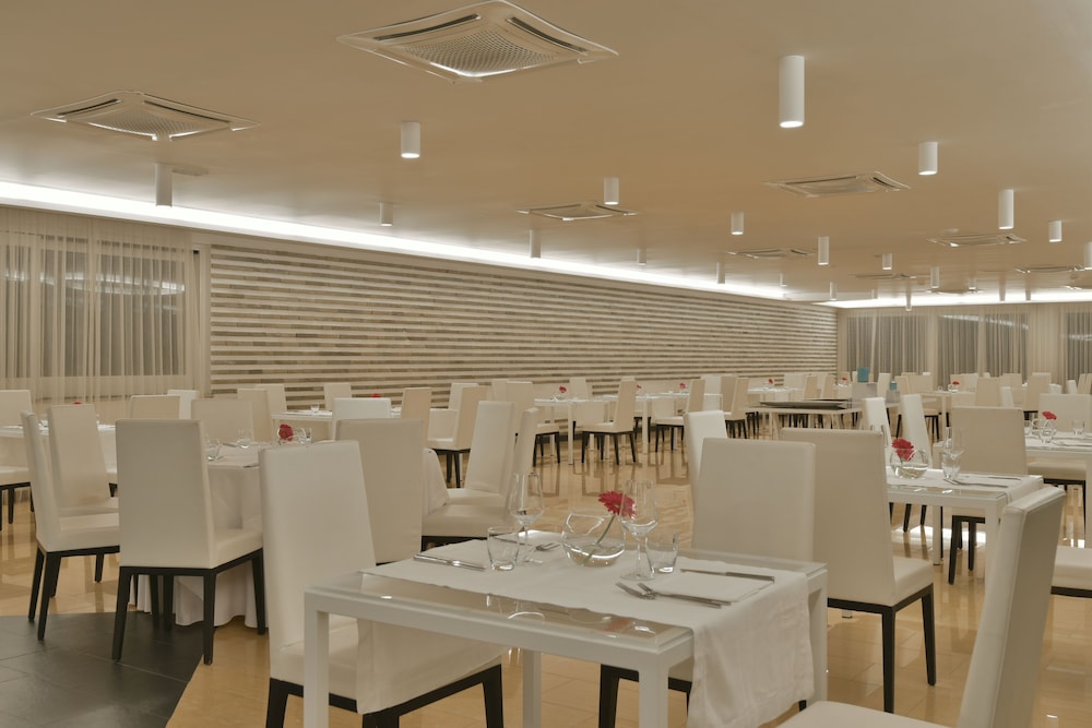 Paestum Inn Beach Resort 42/69