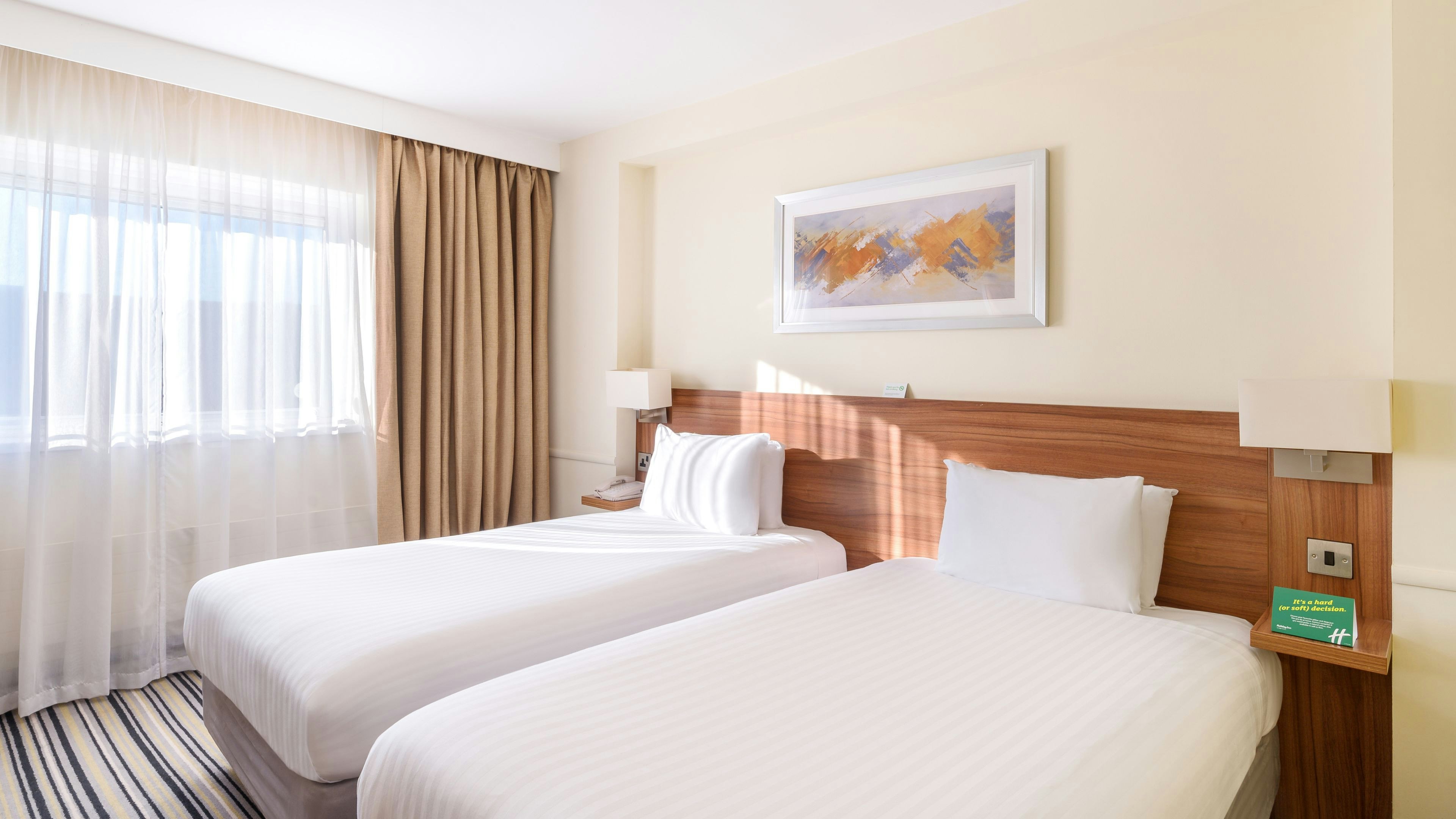 Holiday Inn Derby Nottingham M1 J25 6/46