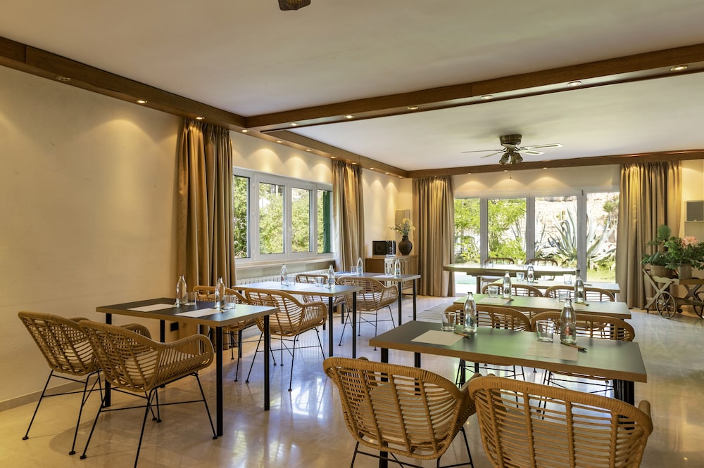 Aparthotel Houm Plaza Son Rigo 56/70