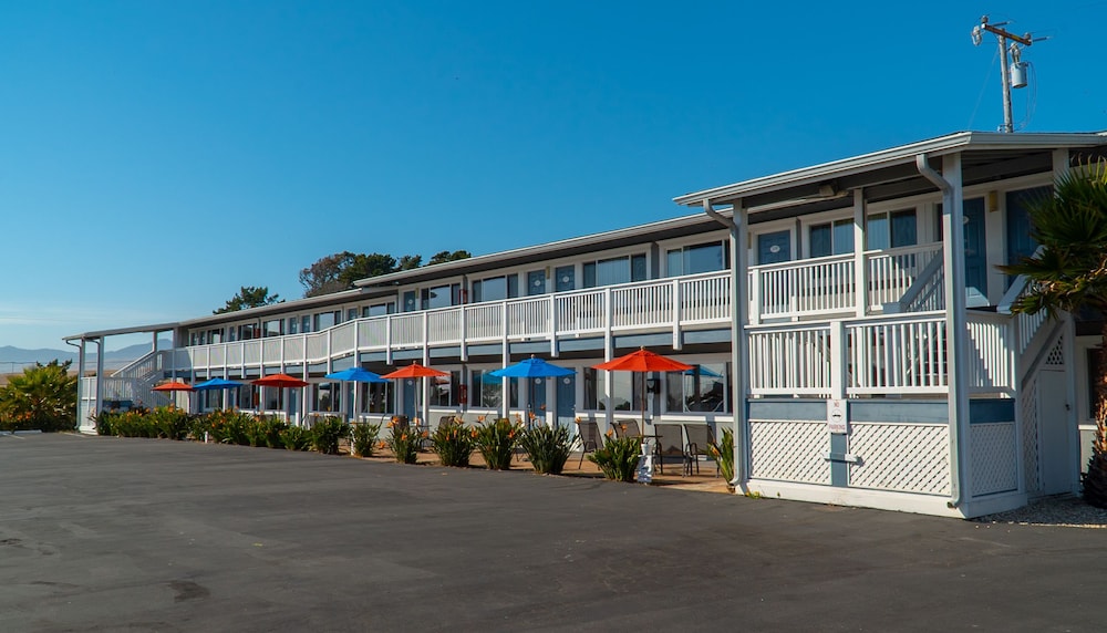 San Simeon Lodge 57/68