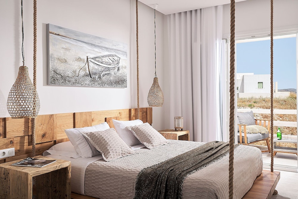 Nirome Luxury Suites 7/50