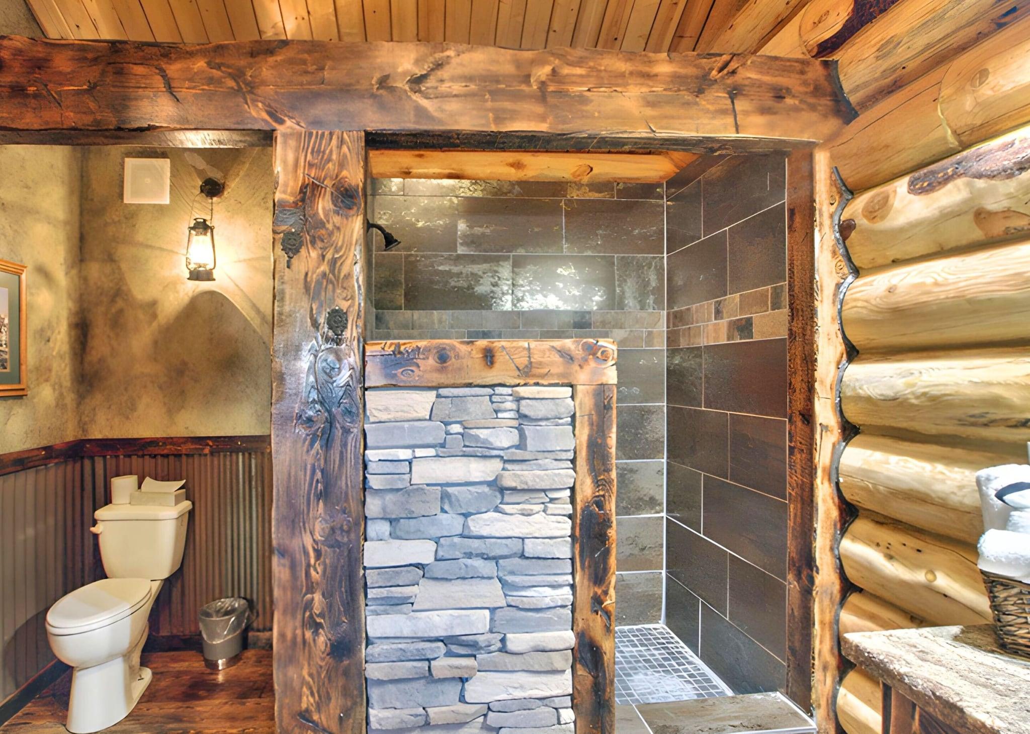 Superior, Cabin, King Bed