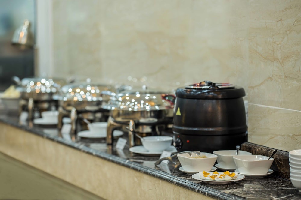 Roy Dala Hotel 46/54